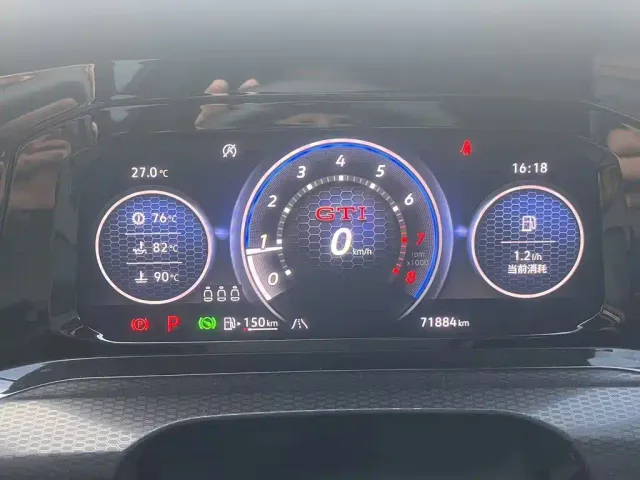 Volkswagen Golf GTI — Фото автомобиля 7