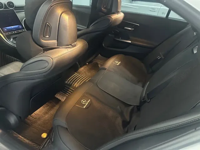 Mercedes-Benz C-Class — Фото автомобиля 11