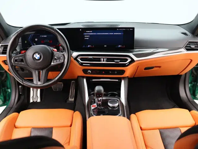 BMW M4 — Фото автомобиля 14