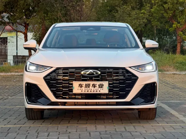 Chery Arrizo 8 PRO — Фото автомобиля 2