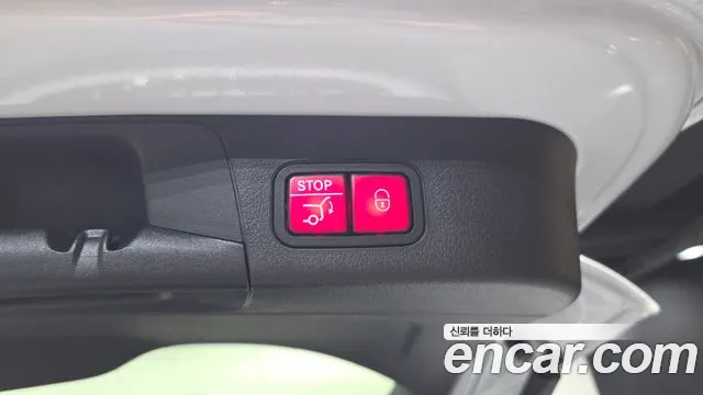 Mercedes-Benz EQB — Фото автомобиля 30