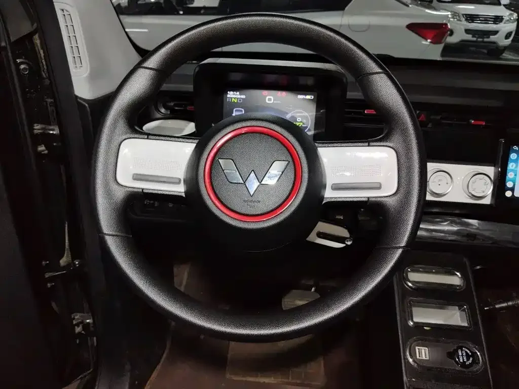 Wuling Motors Hongguang MINIEV 2022 GAMEBOY 300km Player Edition LFP — Фото автомобиля 6