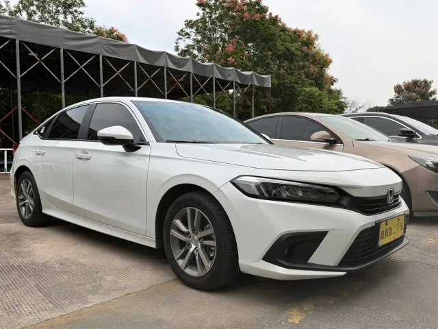 Honda Civic — Фото автомобиля 3