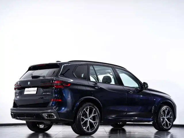 BMW X5 — Фото автомобиля 6