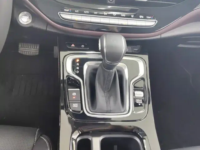 GAC Trumpchi M6 — Фото автомобиля 16