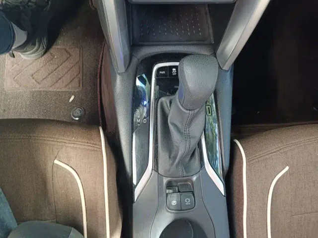 Toyota Corolla Cross — Фото автомобиля 10