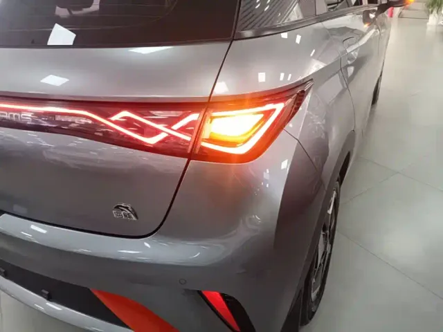 BYD Dolphin — Фото автомобиля 7