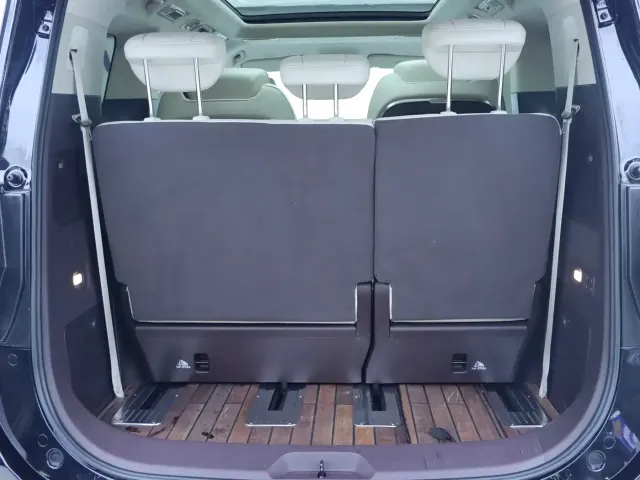 Hongqi Hongqi HQ9 2023 2.0T Smart Connect Flagship — Фото автомобиля 28