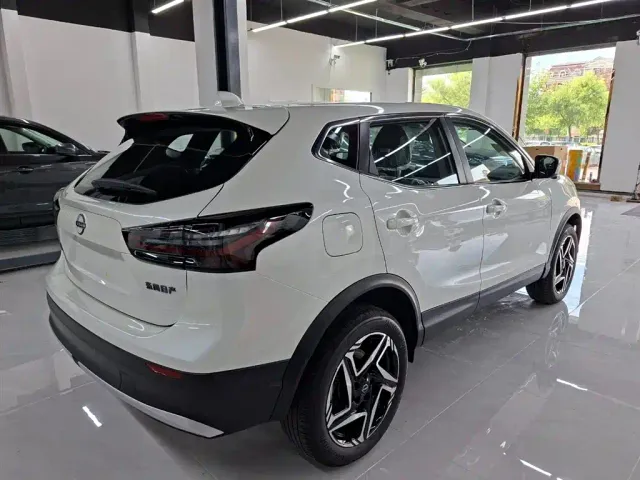 Nissan Qashqai — Фото автомобиля 6