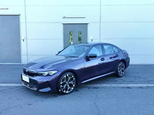 Фотография автомобиля — BMW 3 Series