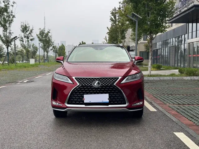 Lexus RX — Фото автомобиля 2