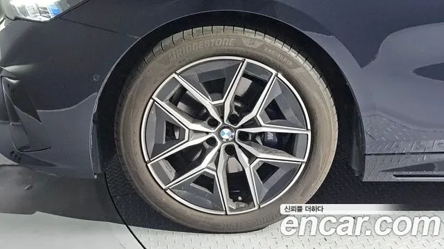 BMW 5-Series — Фото автомобиля 5