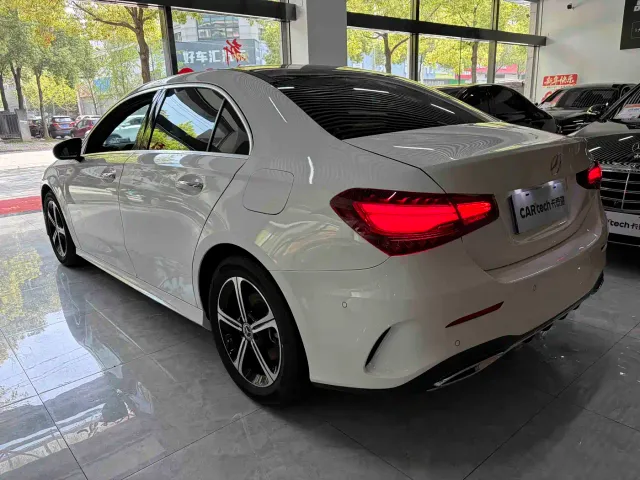 Mercedes-Benz A-Class — Фото автомобиля 4