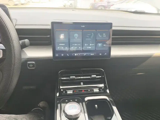 Wuling Starlight — Фото автомобиля 12