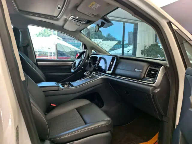 GAC Trumpchi M8 — Фото автомобиля 20