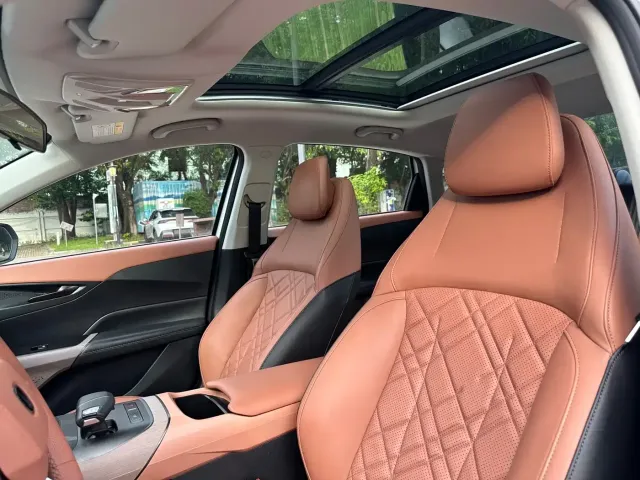 Changan Eado — Фото автомобиля 23