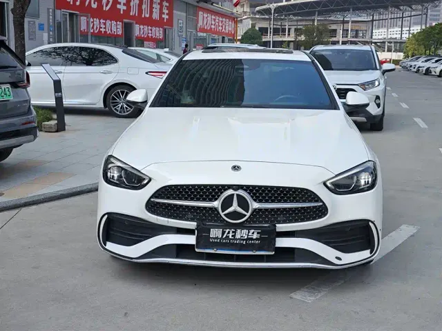 Mercedes-Benz C-Class — Фото автомобиля 2