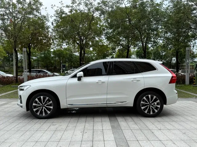Volvo XC60 — Фото автомобиля 10