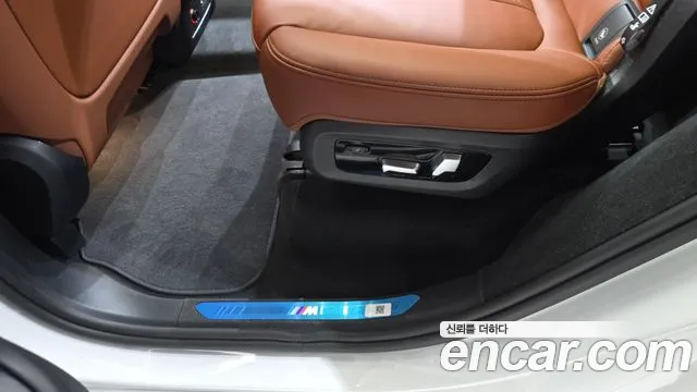 BMW X7 — Фото автомобиля 8