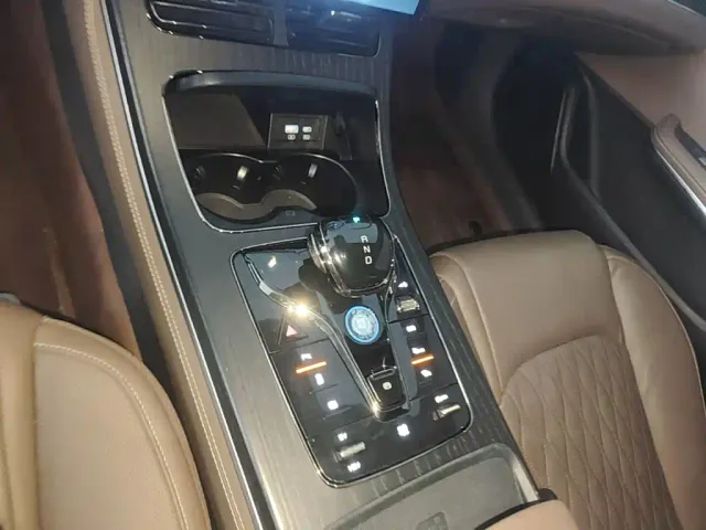 BYD Han — Фото автомобиля 13