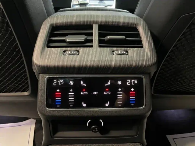 Audi A6L — Фото автомобиля 16