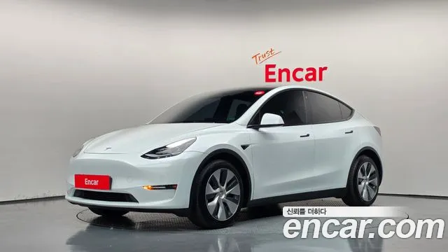 Фотография автомобиля — Tesla Model Y