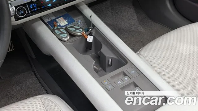 Hyundai Ioniq 6 — Фото автомобиля 29