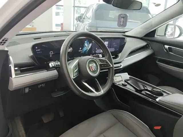 Buick E5 — Фото автомобиля 9