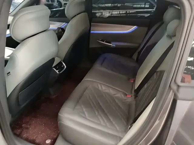 Changan Qiyuan A07 — Фото автомобиля 16