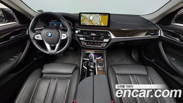 BMW 5-Series — Фото автомобиля 7