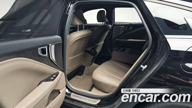 Kia K8 2.5 Бензин 2WD — Фото автомобиля 24