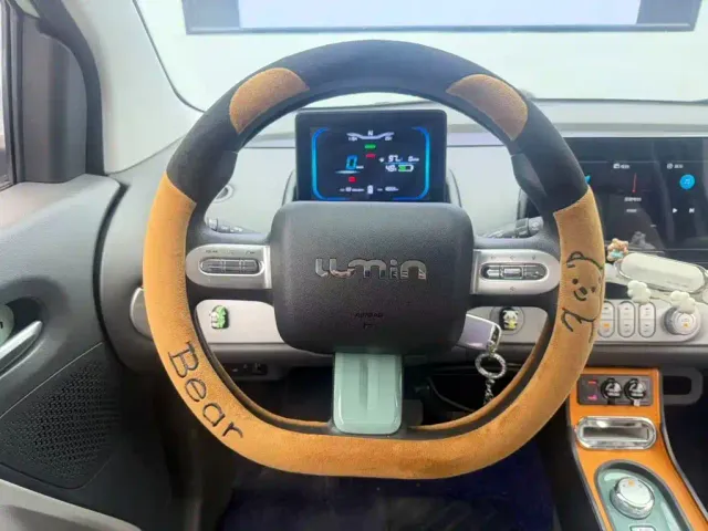 Changan Lumin — Фото автомобиля 10