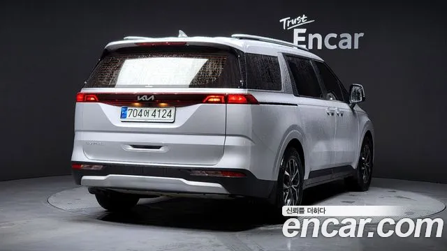 Kia Canival Carnival 4 поколение Бензин 11 мест Prestige — Фото автомобиля 2