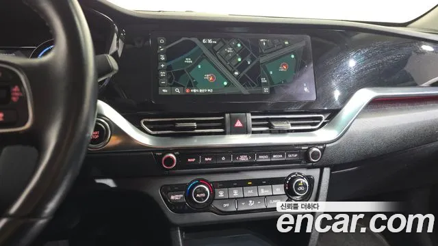 Kia Niro Niro Plus Air — Фото автомобиля 12