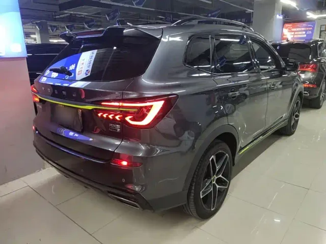 Roewe RX5 — Фото автомобиля 6