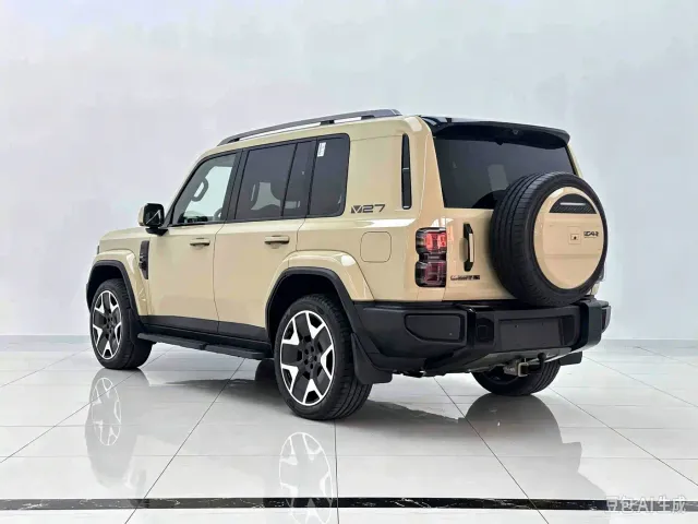 iCAR V27 — Фото автомобиля 7