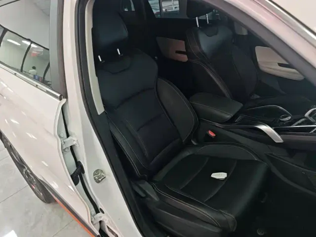 Geely Boyue — Фото автомобиля 24