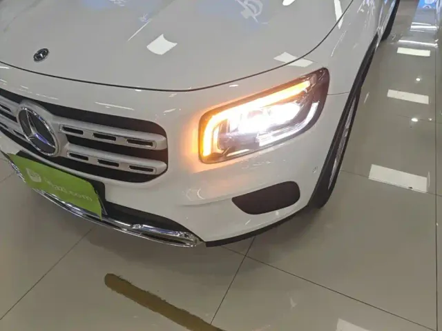 Mercedes-Benz GLB-Class — Фото автомобиля 17