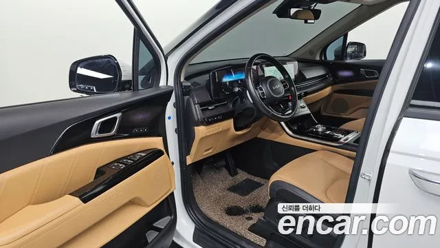 Kia Carnival Generation 4 — Фото автомобиля 15