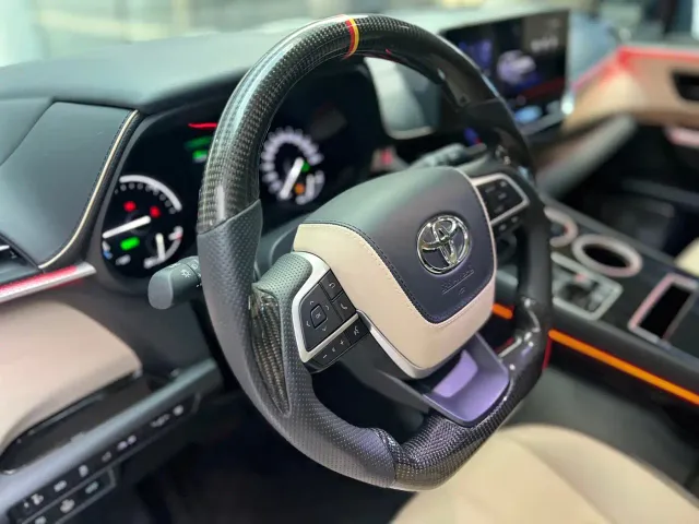 Toyota Granvia — Фото автомобиля 7