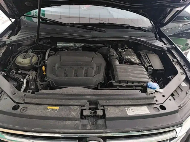Volkswagen Tiguan L — Фото автомобиля 19