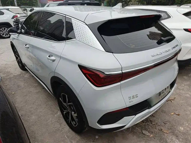 BYD Yuan PLUS — Фото автомобиля 4
