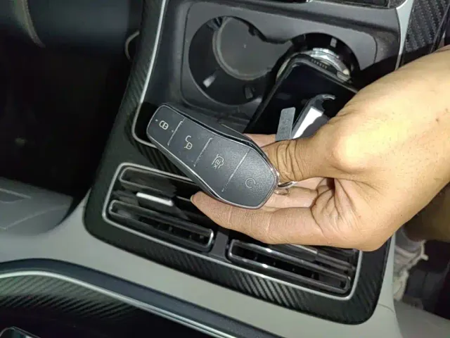 BYD Qin PLUS — Фото автомобиля 8
