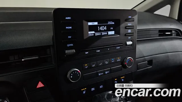 Hyundai Staria Staria Карго 3 места — Фото автомобиля 13
