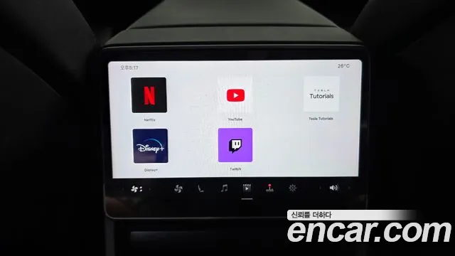 Tesla Model Y Модель Y — Фото автомобиля 8