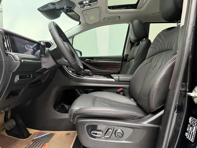 GAC Trumpchi M8 — Фото автомобиля 5