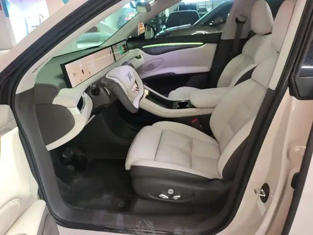 IM Motors LS6 — Фото автомобиля 14