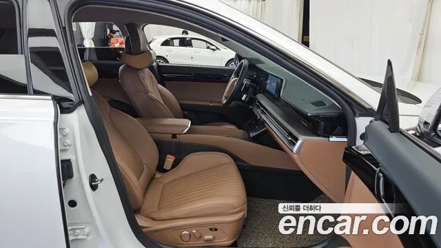 Hyundai Grandeur GN7 — Фото автомобиля 17