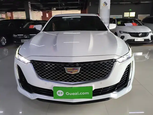 Cadillac CT5 — Фото автомобиля 2