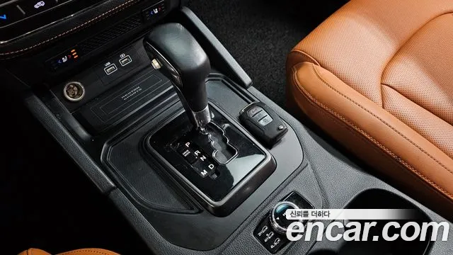KG_Mobility_Ssangyong Rexton Новый Rexton Sport Khan Дизель 2.2 4WD — Фото автомобиля 9